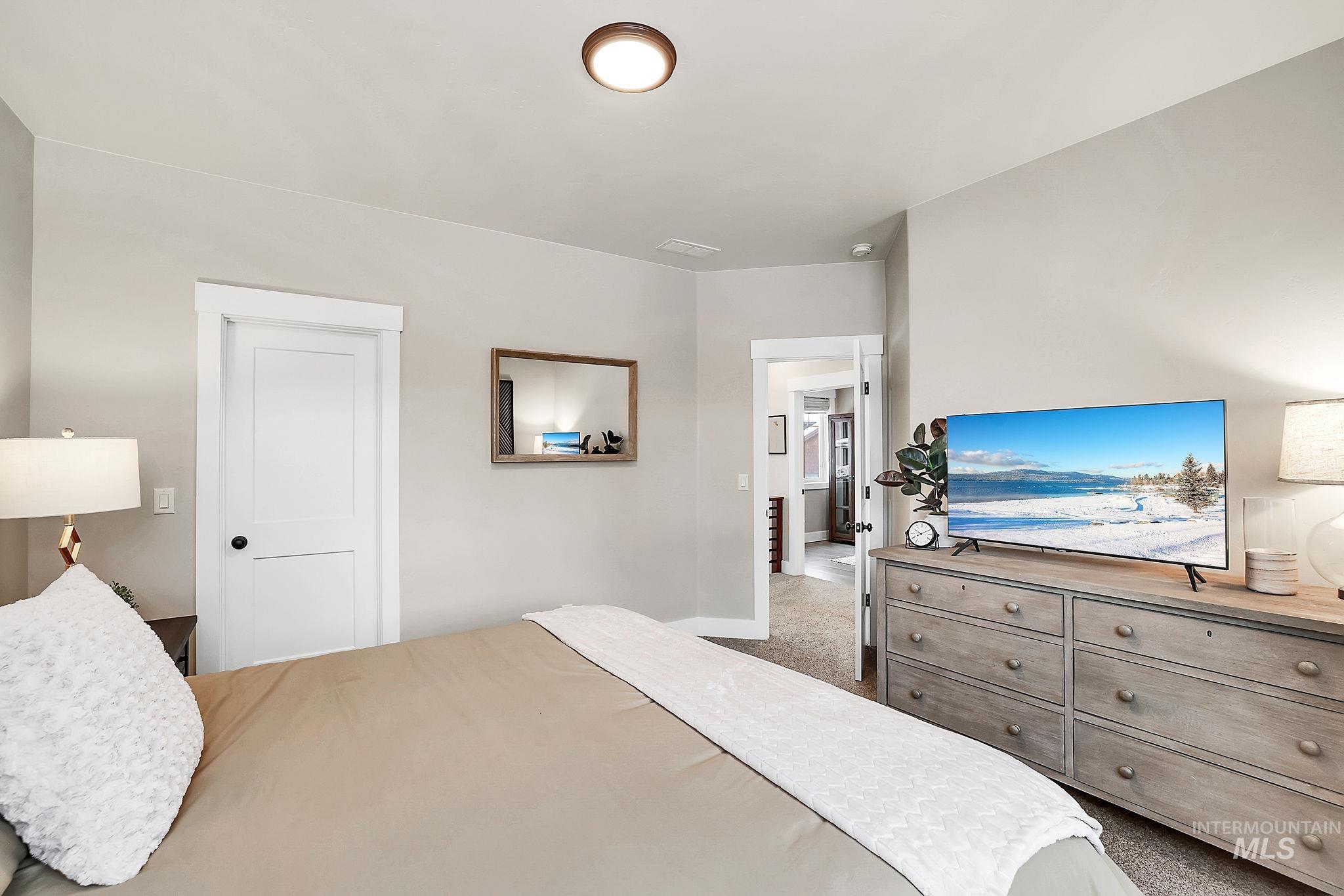 609 Blue Water Circle, McCall, Idaho 83638, 3 Bedrooms, 2.5 Bathrooms, Residential For Sale, Price $825,000, 98976042