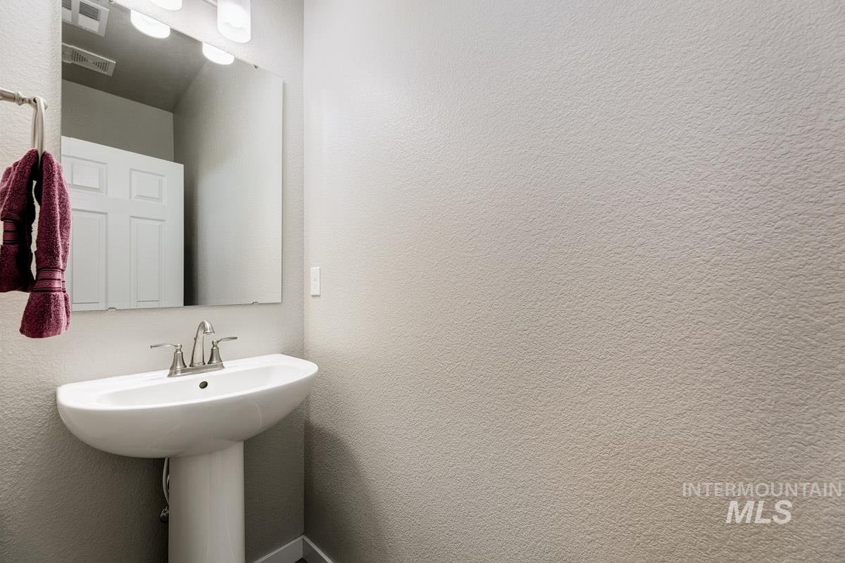 4629 W Silver River Street, Meridian, Idaho 83646, 3 Bedrooms, 2.5 Bathrooms, Residential For Sale, Price $424,900, 98976044