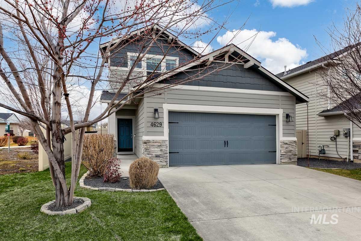 4629 W Silver River Street, Meridian, Idaho 83646, 3 Bedrooms, 2.5 Bathrooms, Residential For Sale, Price $424,900, 98976044