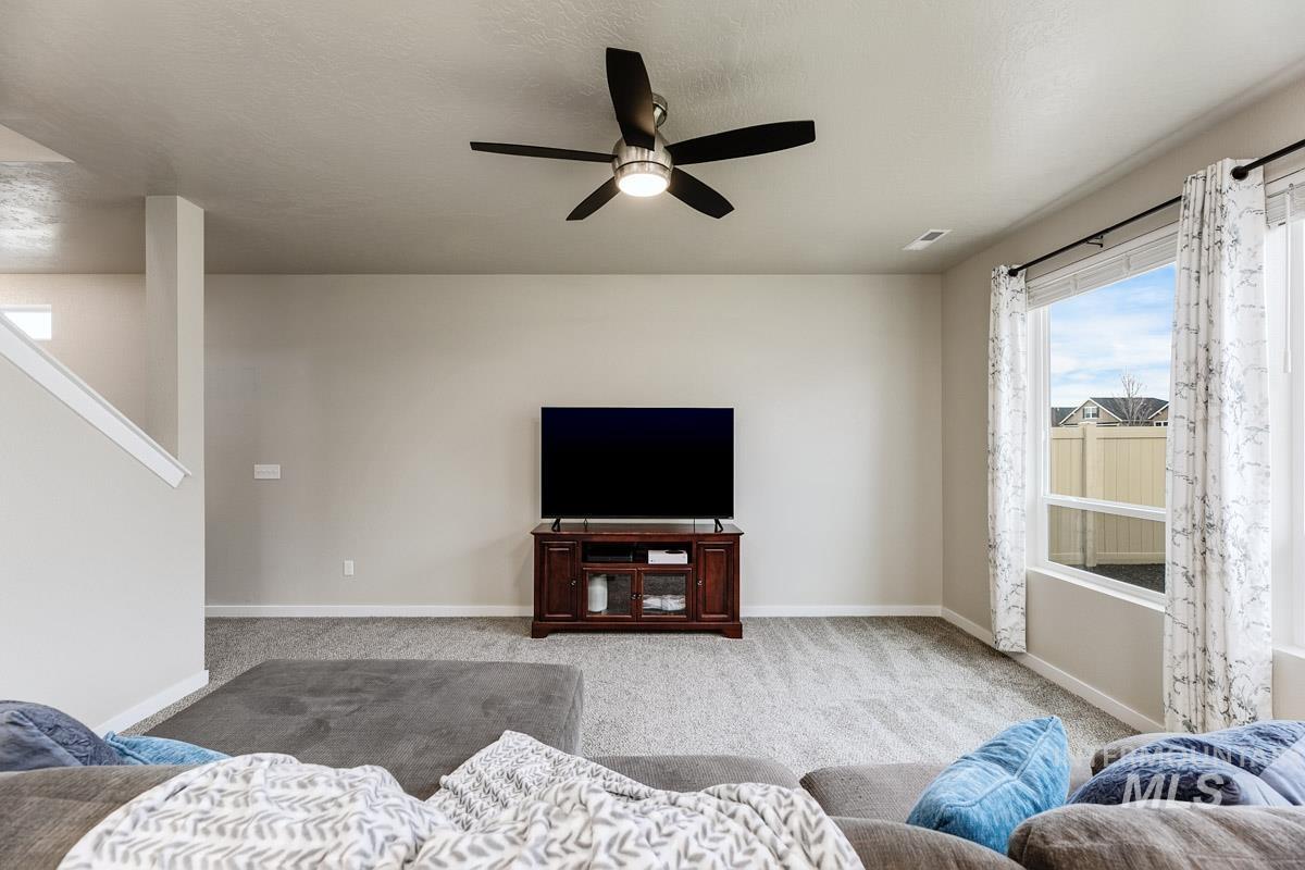 4629 W Silver River Street, Meridian, Idaho 83646, 3 Bedrooms, 2.5 Bathrooms, Residential For Sale, Price $424,900, 98976044