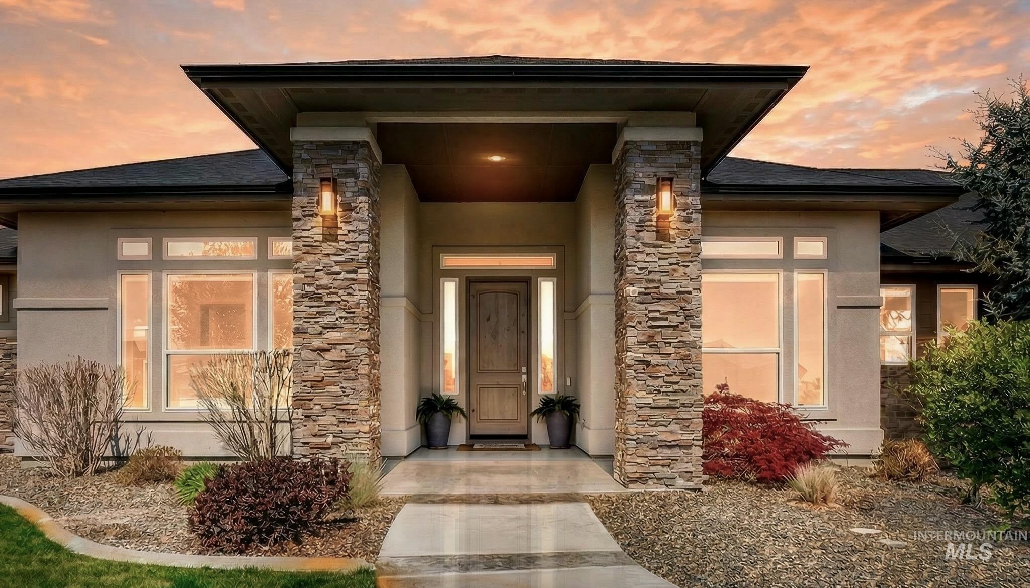 15465 Syrah Ct, Caldwell, Idaho 83607, 3 Bedrooms, 3.5 Bathrooms, Residential For Sale, Price $1,128,000,MLS 98976045