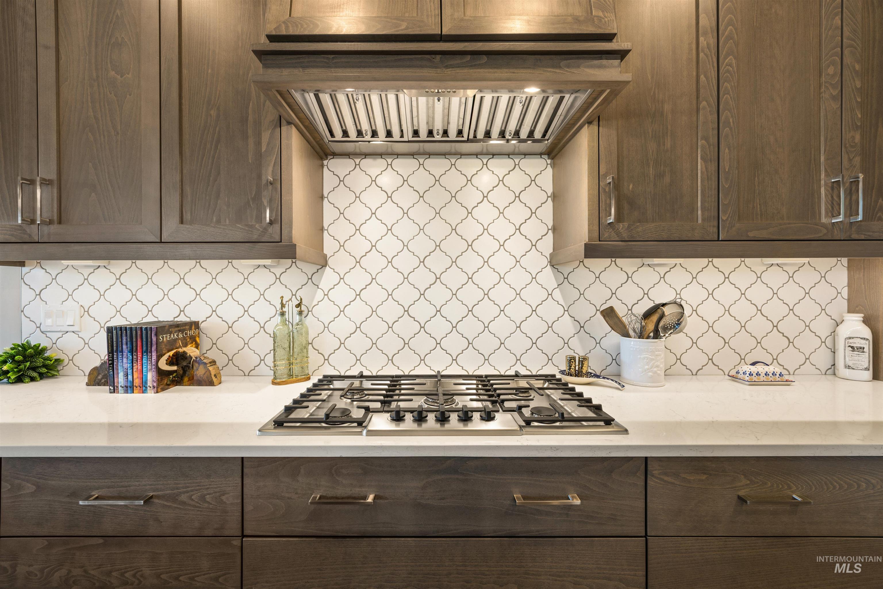 15465 Syrah Ct, Caldwell, Idaho 83607, 3 Bedrooms, 3.5 Bathrooms, Residential For Sale, Price $1,128,000,MLS 98976045