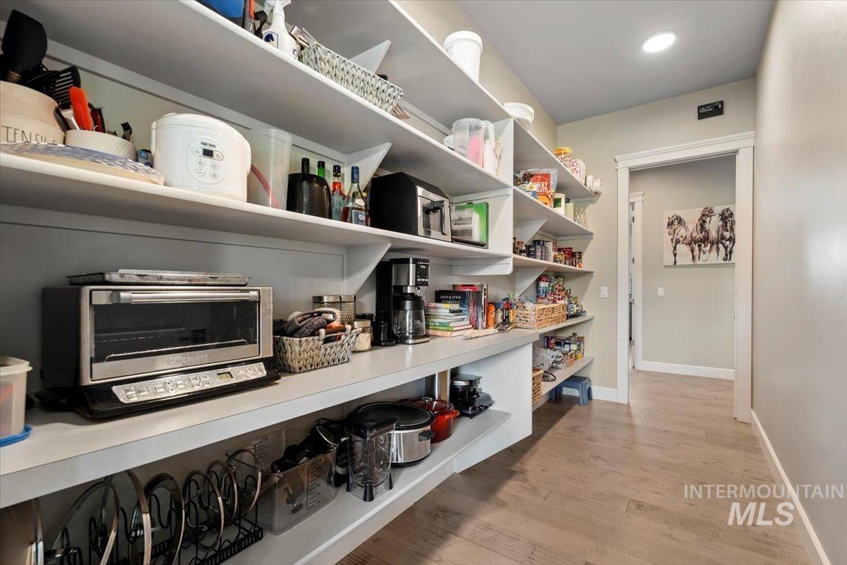 15465 Syrah Ct, Caldwell, Idaho 83607, 3 Bedrooms, 3.5 Bathrooms, Residential For Sale, Price $1,165,000, 98976045