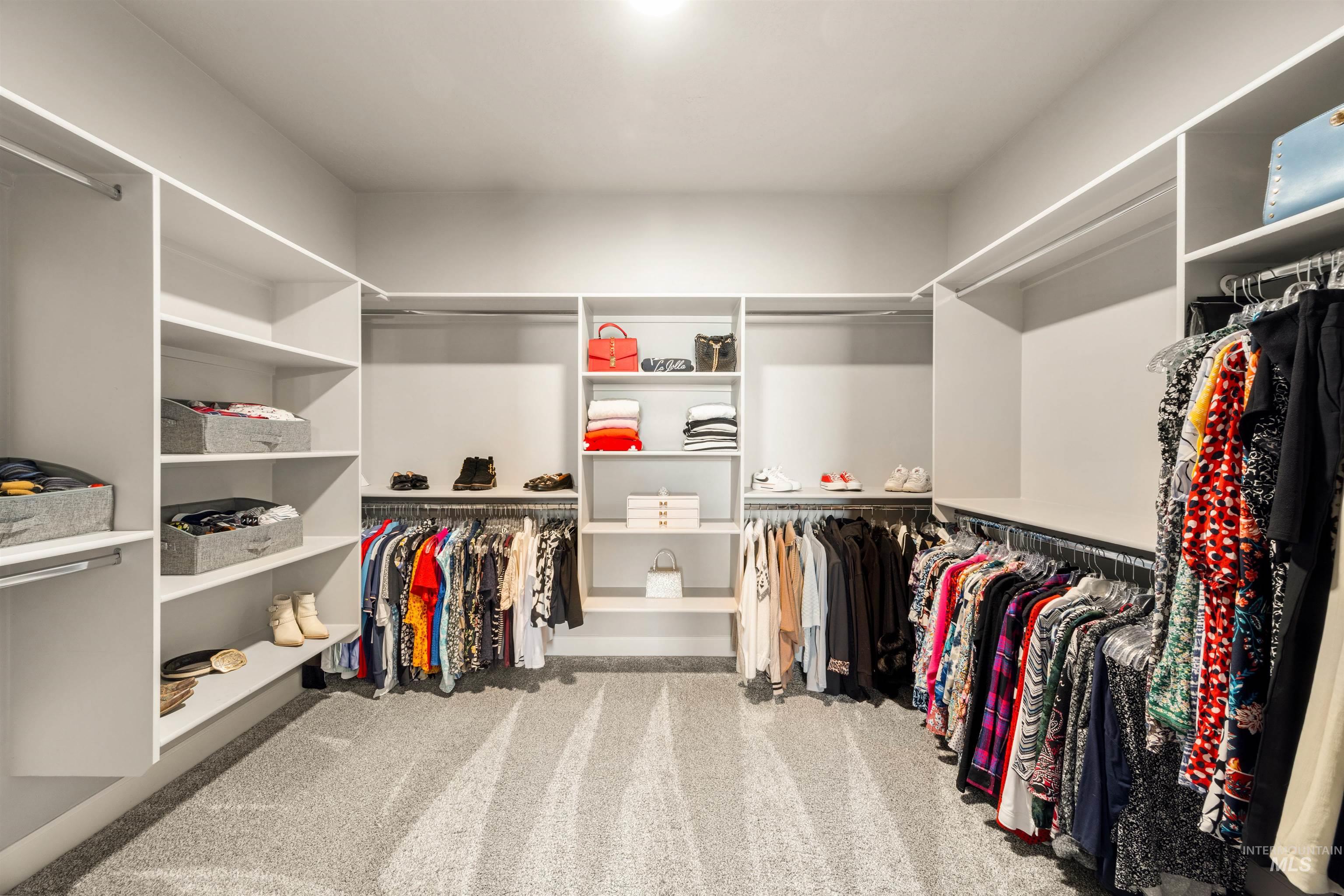 15465 Syrah Ct, Caldwell, Idaho 83607, 3 Bedrooms, 3.5 Bathrooms, Residential For Sale, Price $1,128,000,MLS 98976045