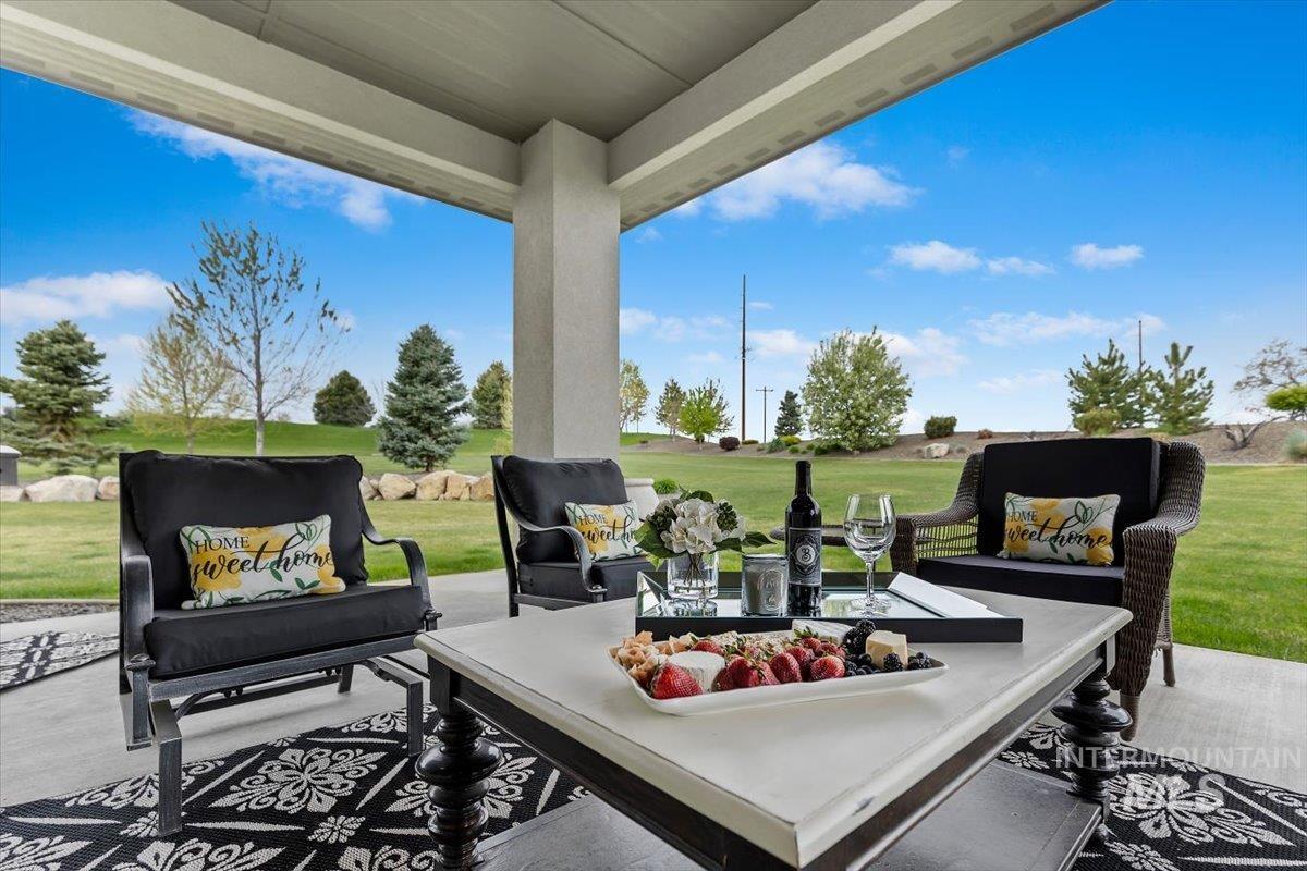 15465 Syrah Ct, Caldwell, Idaho 83607, 3 Bedrooms, 3.5 Bathrooms, Residential For Sale, Price $1,128,000,MLS 98976045