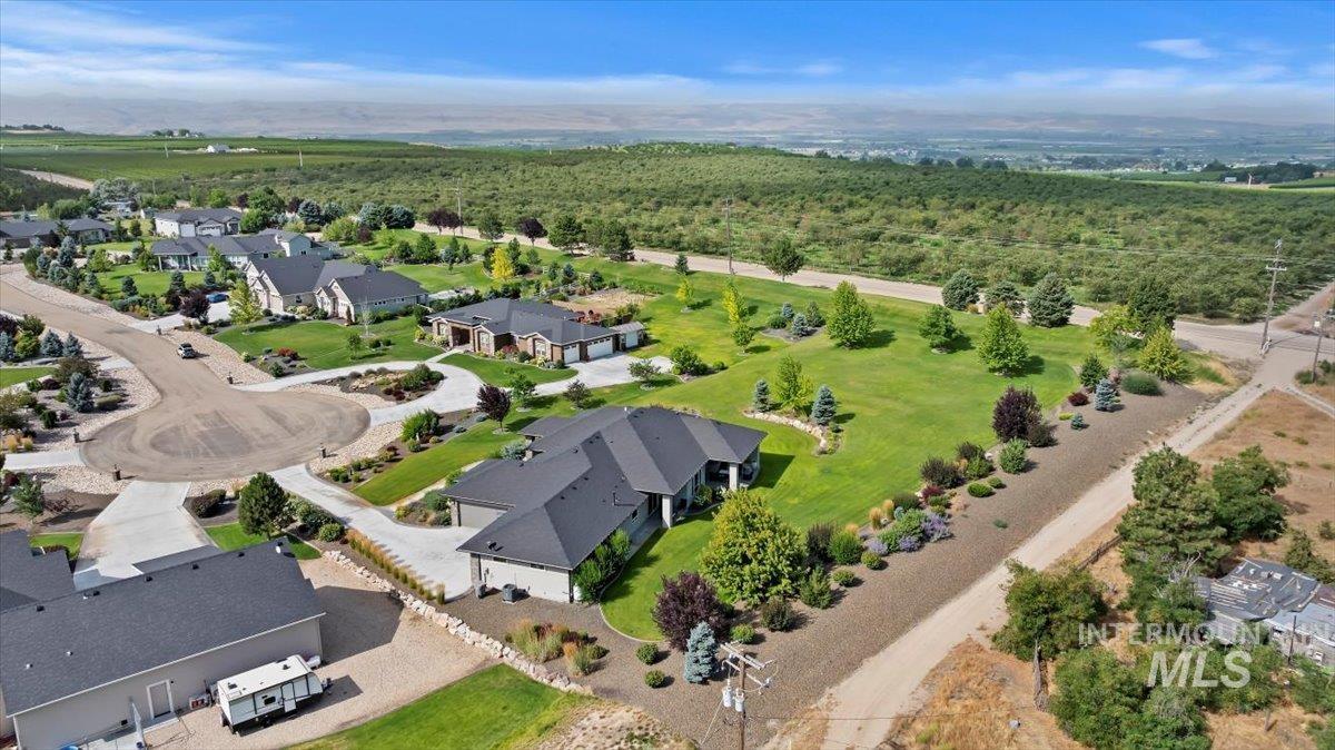 15465 Syrah Ct, Caldwell, Idaho 83607, 3 Bedrooms, 3.5 Bathrooms, Residential For Sale, Price $1,165,000, 98976045