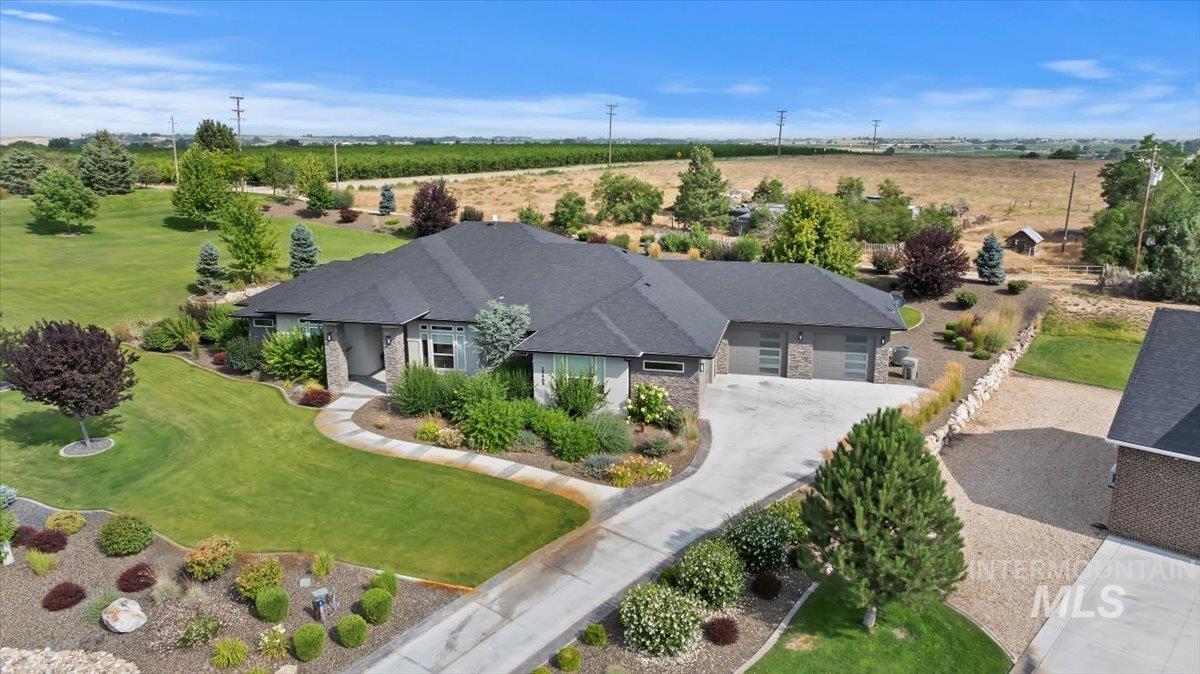 15465 Syrah Ct, Caldwell, Idaho 83607, 3 Bedrooms, 3.5 Bathrooms, Residential For Sale, Price $1,165,000, 98976045