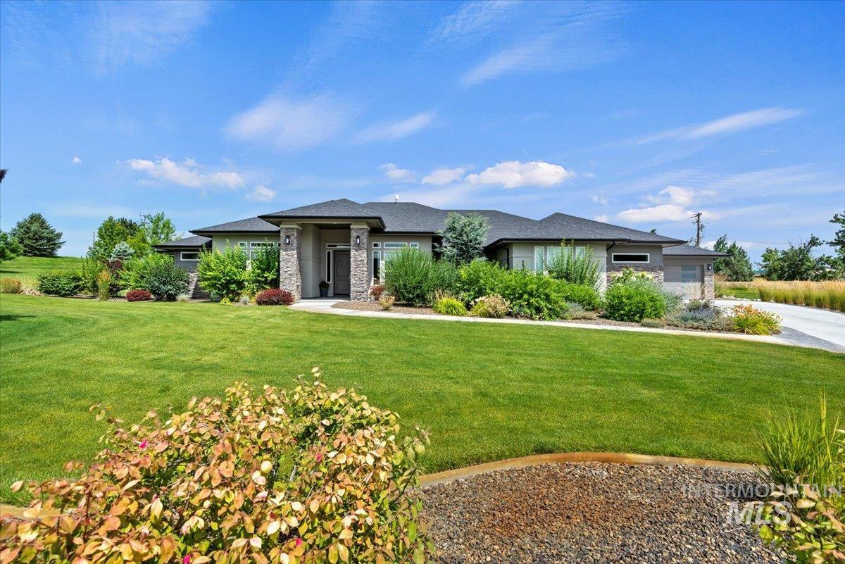 15465 Syrah Ct, Caldwell, Idaho 83607, 3 Bedrooms, 3.5 Bathrooms, Residential For Sale, Price $1,165,000, 98976045