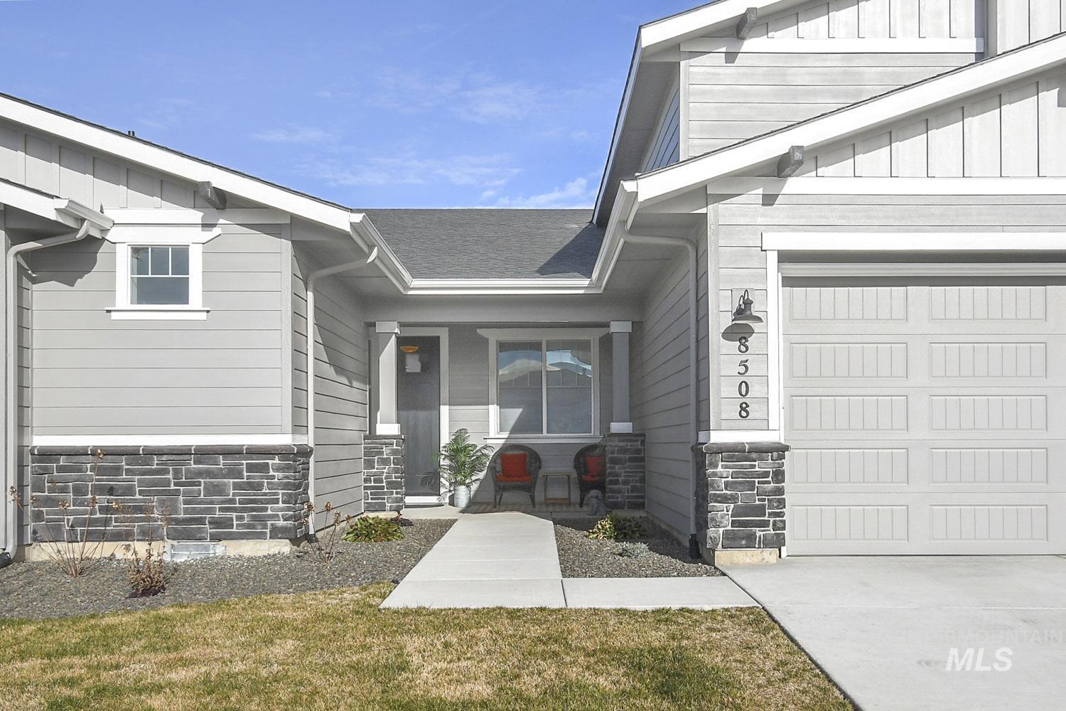 8508 W Pond Pine St, Star, Idaho 83669, 3 Bedrooms, 3.5 Bathrooms, Residential For Sale, Price $895,900, 98976046