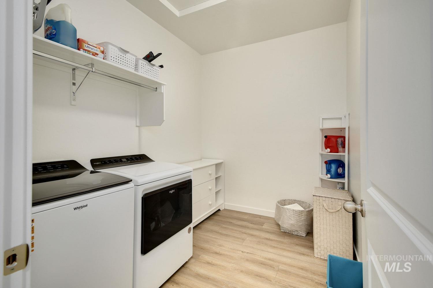 8508 W Pond Pine St, Star, Idaho 83669, 3 Bedrooms, 3.5 Bathrooms, Residential For Sale, Price $895,900, 98976046