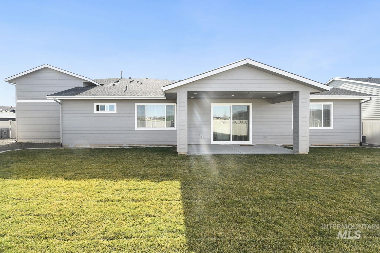 8508 W Pond Pine St, Star, Idaho 83669, 3 Bedrooms, 3.5 Bathrooms, Residential For Sale, Price $895,900, 98976046