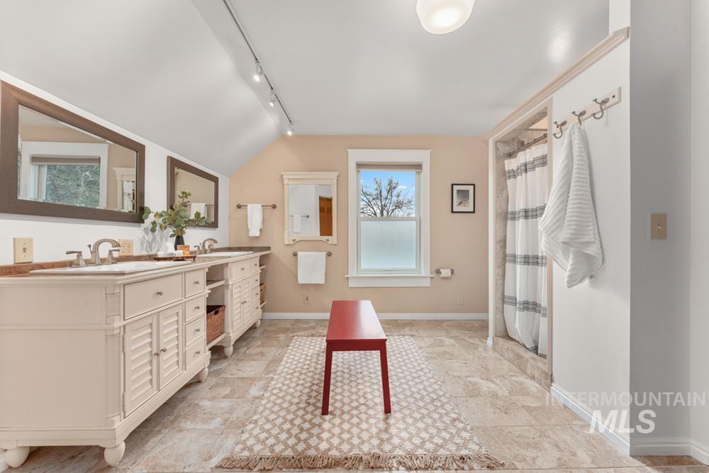 1005 N 21st St, Boise, Idaho 83702, 3 Bedrooms, 2 Bathrooms, Residential For Sale, Price $1,050,000, 98976048