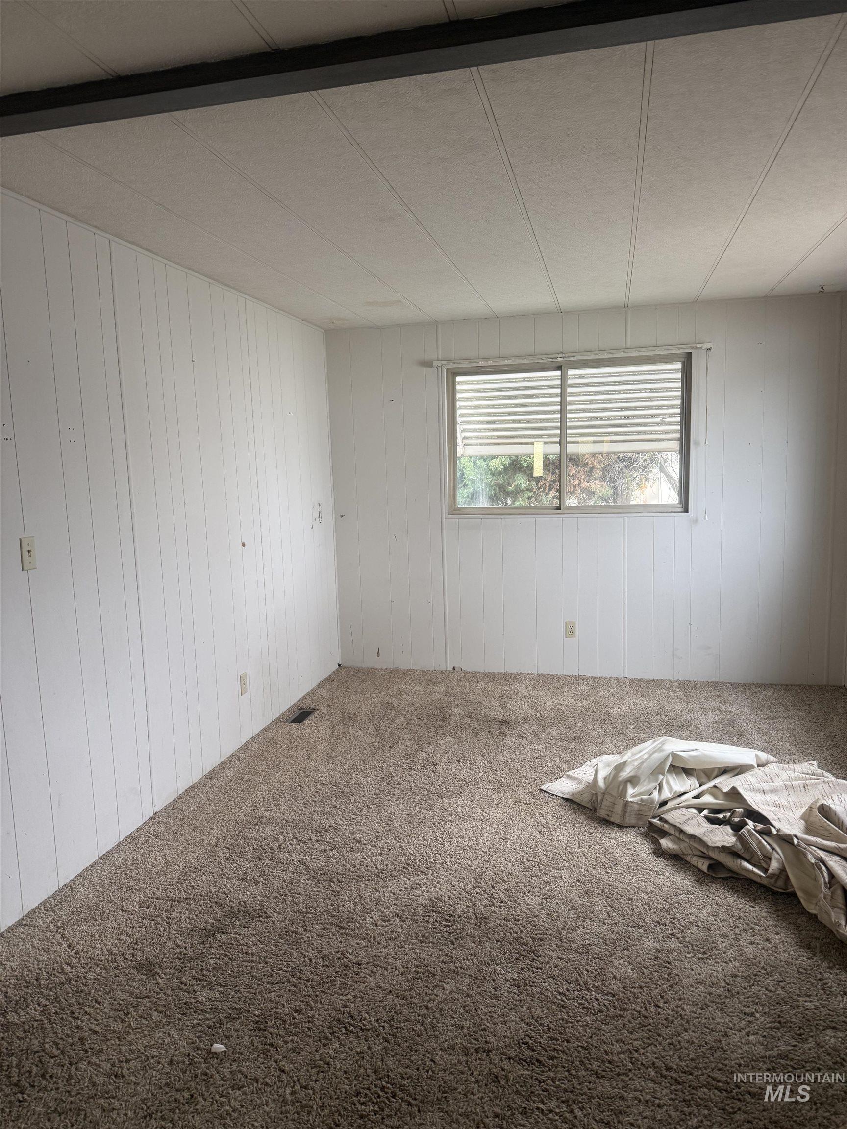 31 S Rose, Meridian, Idaho 83642, 2 Bedrooms, 2 Bathrooms, Residential For Sale, Price $219,000, 98976050