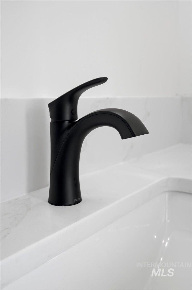 6431 Raptor Ridge Ln, Melba, Idaho 83641, 3 Bedrooms, 2.5 Bathrooms, Residential For Sale, Price $1,200,000, 98976052