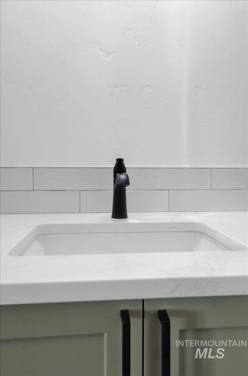 6431 Raptor Ridge Ln, Melba, Idaho 83641, 3 Bedrooms, 2.5 Bathrooms, Residential For Sale, Price $1,200,000,MLS 98976052