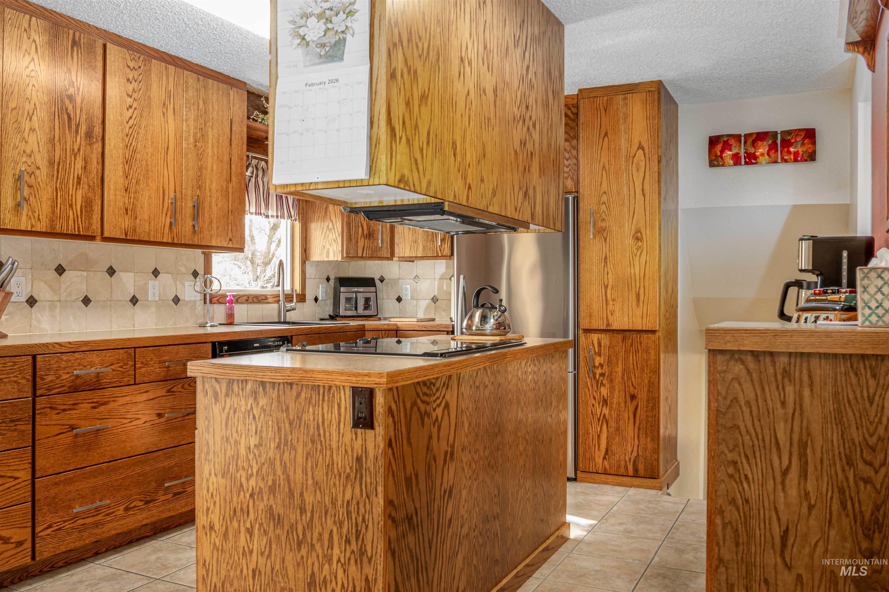 1928 Powers Ave, Lewiston, Idaho 83501-0000, 3 Bedrooms, 2 Bathrooms, Residential For Sale, Price $384,900, 98976056