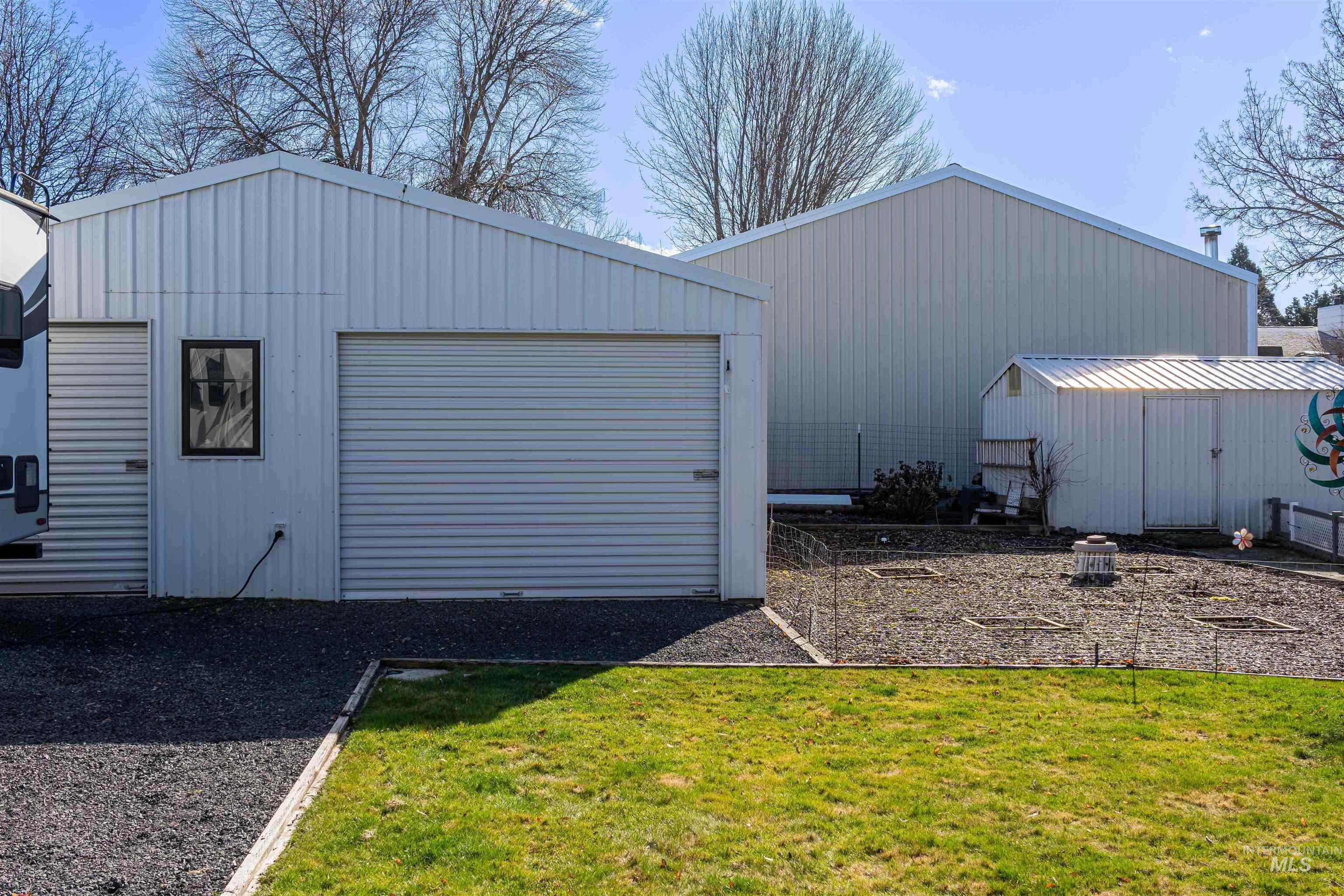 1928 Powers Ave, Lewiston, Idaho 83501-0000, 3 Bedrooms, 2 Bathrooms, Residential For Sale, Price $384,900, 98976056