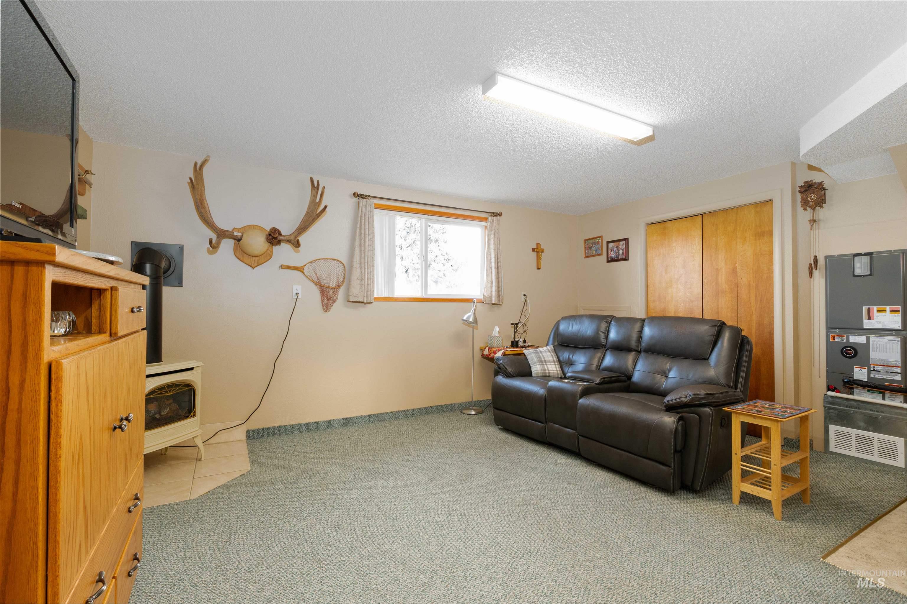 1928 Powers Ave, Lewiston, Idaho 83501-0000, 3 Bedrooms, 2 Bathrooms, Residential For Sale, Price $384,900, 98976056