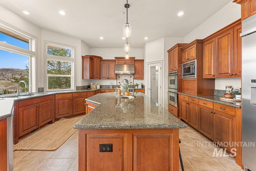 2280 E Solitude Ct, Boise, Idaho 83712, 6 Bedrooms, 5.5 Bathrooms, Residential For Sale, Price $1,998,000, 98976058