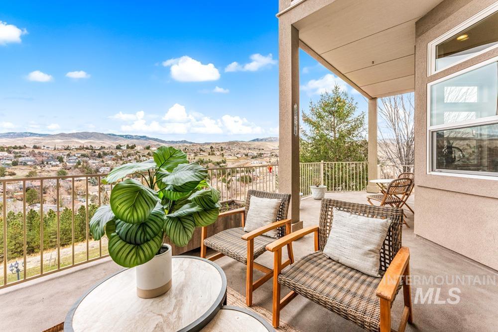 2280 E Solitude Ct, Boise, Idaho 83712, 6 Bedrooms, 5.5 Bathrooms, Residential For Sale, Price $1,998,000, 98976058