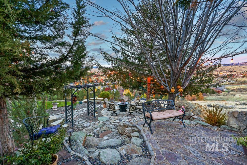 2280 E Solitude Ct, Boise, Idaho 83712, 6 Bedrooms, 5.5 Bathrooms, Residential For Sale, Price $1,998,000, 98976058