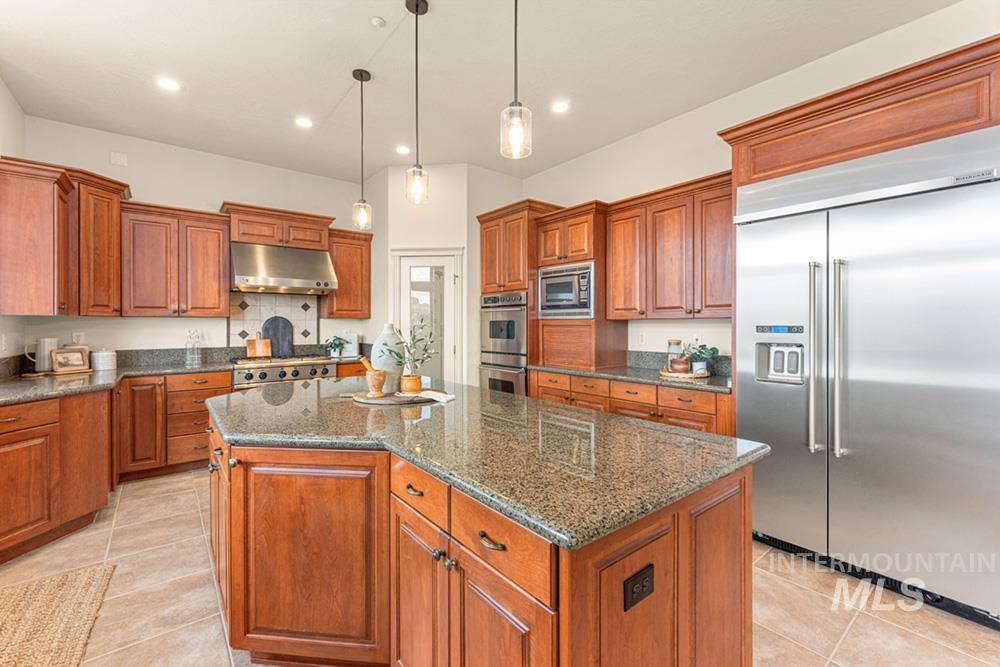 2280 E Solitude Ct, Boise, Idaho 83712, 6 Bedrooms, 5.5 Bathrooms, Residential For Sale, Price $1,998,000, 98976058