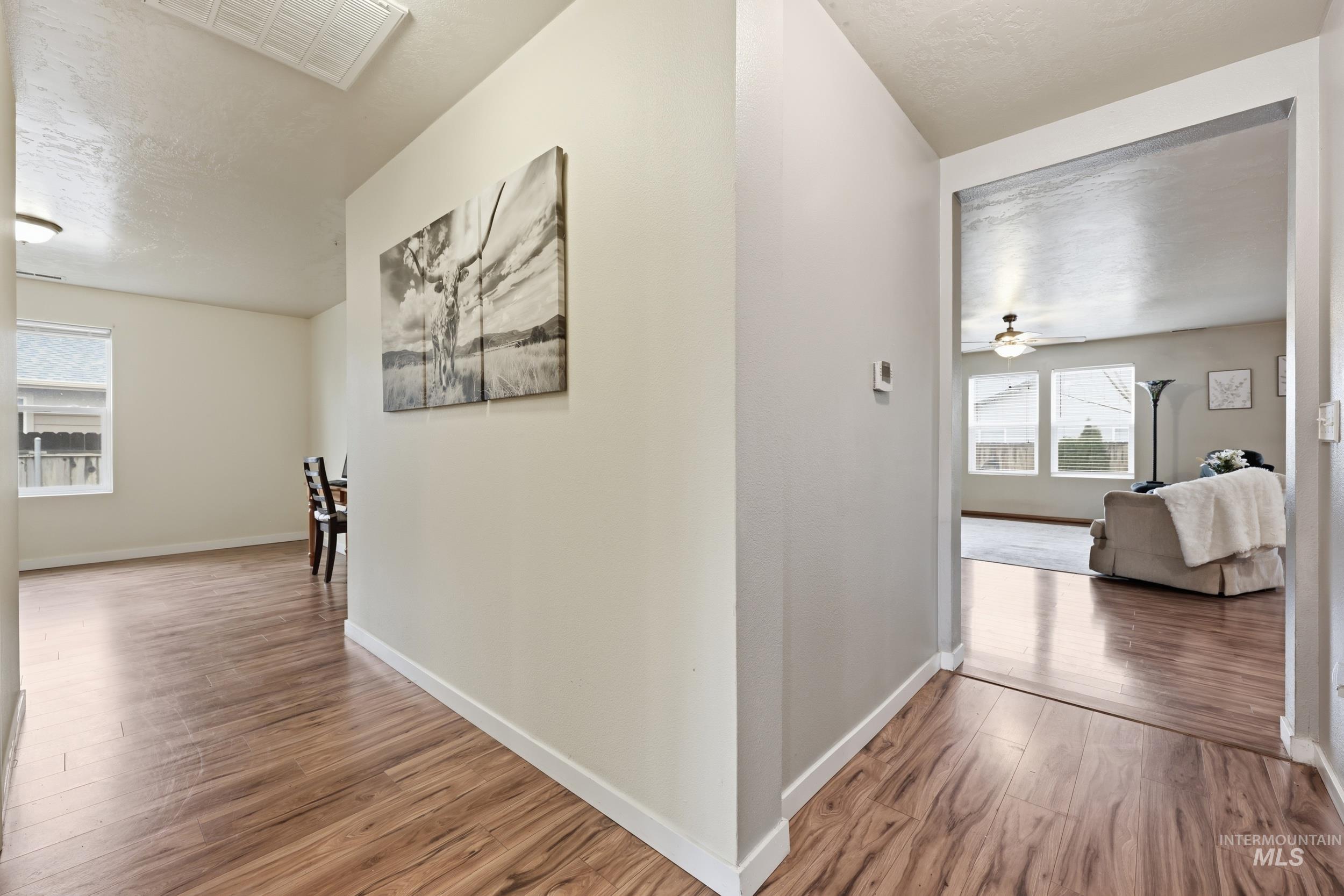 203 E Walcott Lake Dr., Middleton, Idaho 83644, 3 Bedrooms, 2 Bathrooms, Residential For Sale, Price $425,000, 98976059