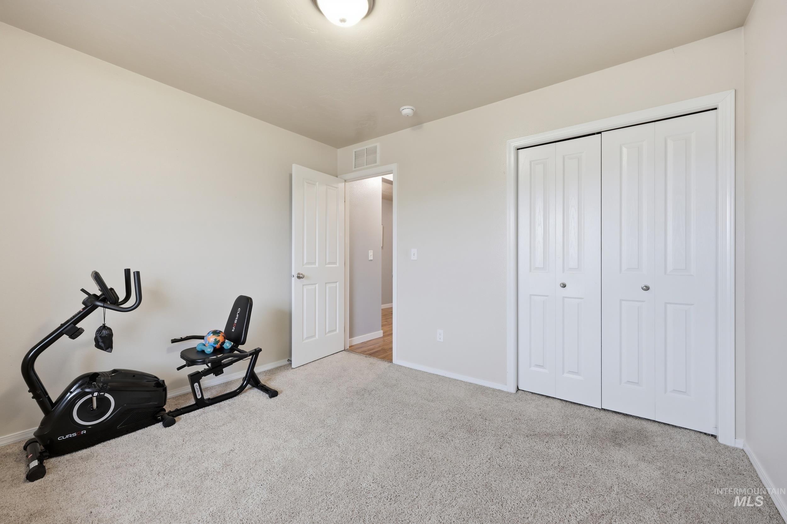 203 E Walcott Lake Dr., Middleton, Idaho 83644, 3 Bedrooms, 2 Bathrooms, Residential For Sale, Price $425,000, 98976059