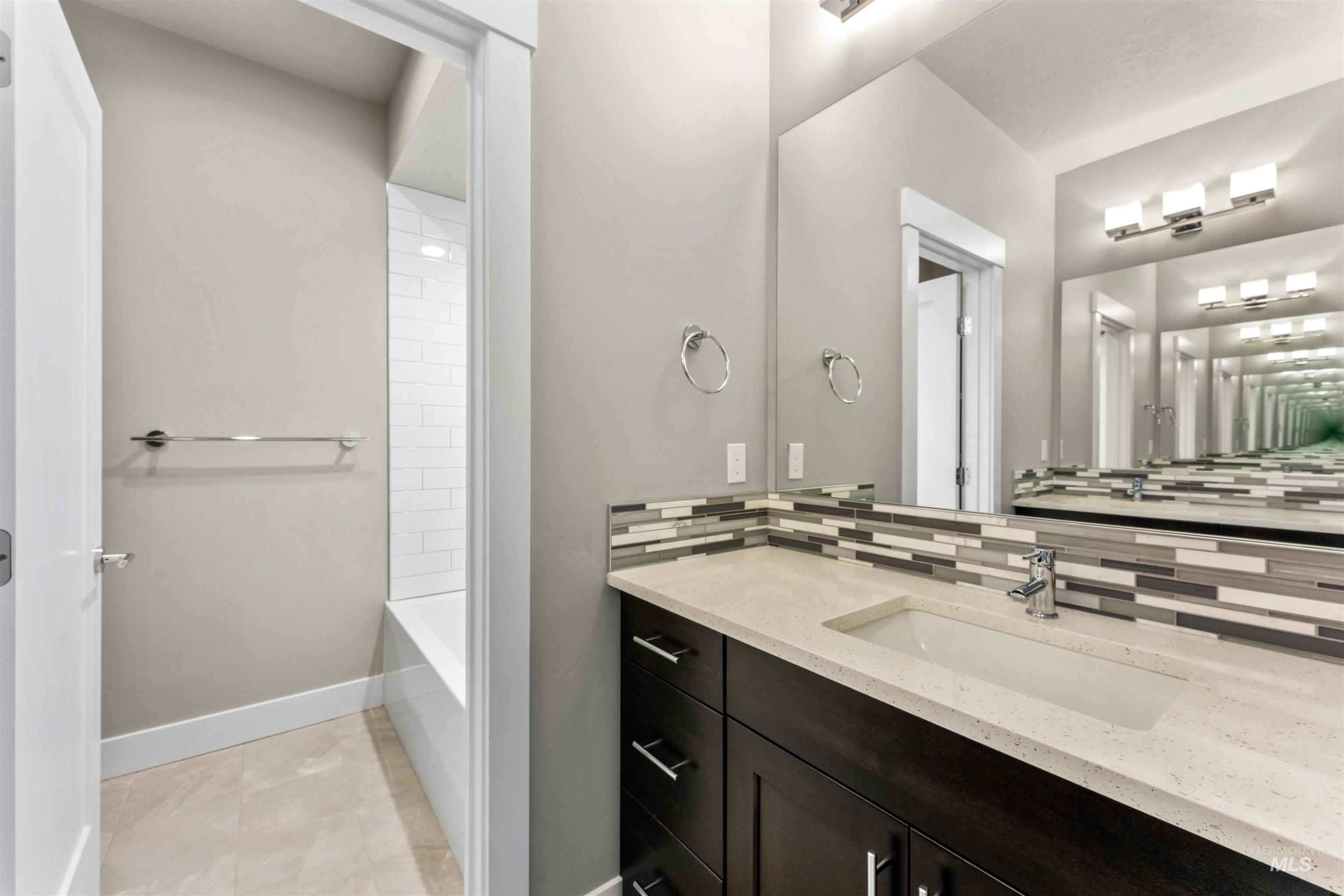 8097 Tandy Cove St, Middleton, Idaho 83644, 6 Bedrooms, 3 Bathrooms, Residential For Sale, Price $709,900,MLS 98976060