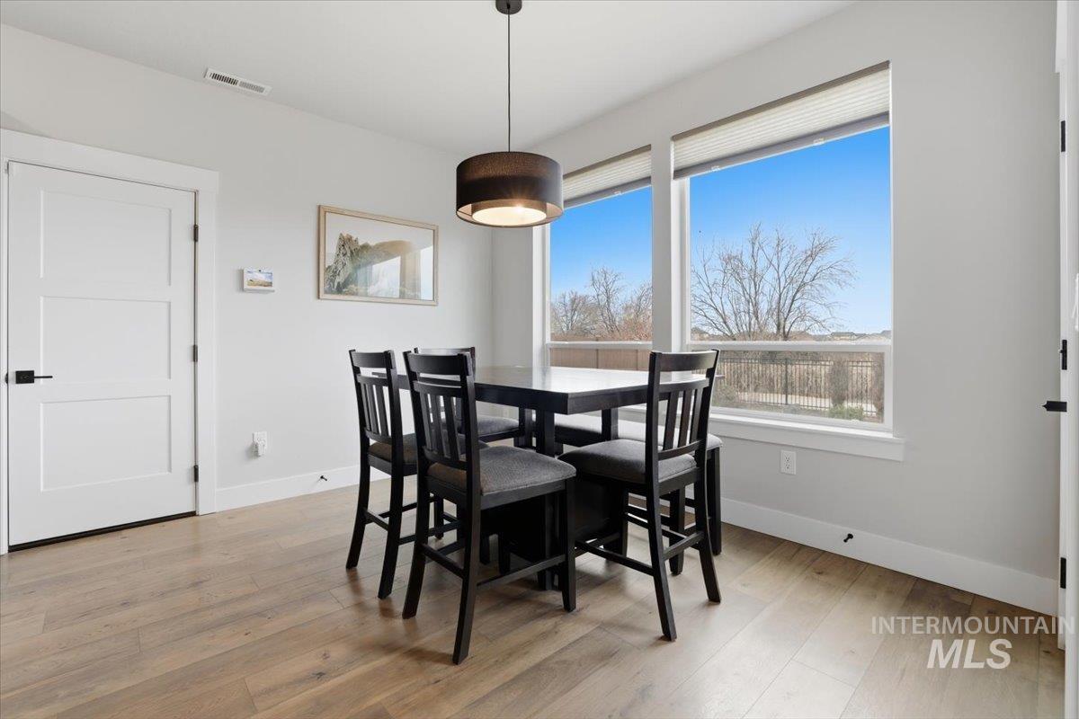 6937 S Sunfish Way, Boise, Idaho 83709, 4 Bedrooms, 2.5 Bathrooms, Residential For Sale, Price $599,900, 98976063