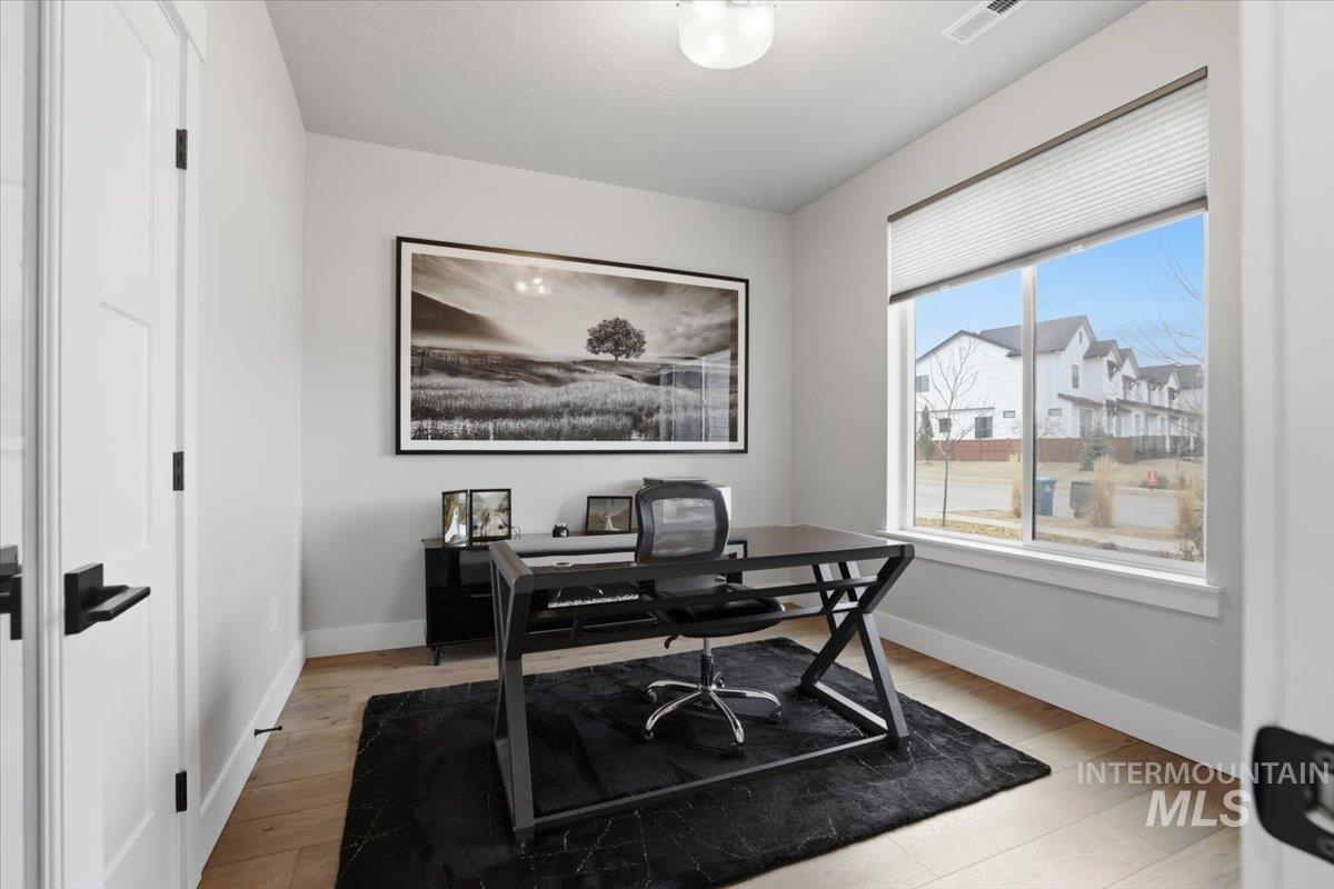 6937 S Sunfish Way, Boise, Idaho 83709, 4 Bedrooms, 2.5 Bathrooms, Residential For Sale, Price $599,900, 98976063