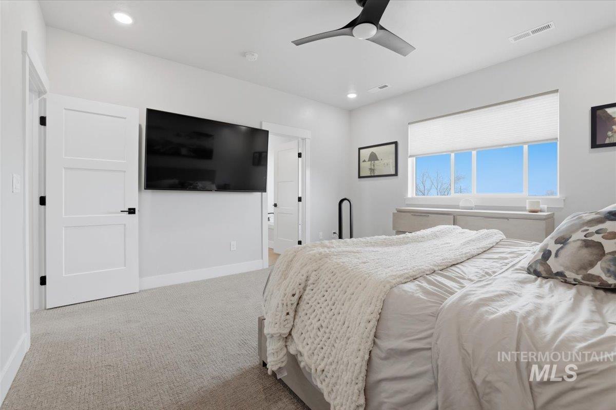 6937 S Sunfish Way, Boise, Idaho 83709, 4 Bedrooms, 2.5 Bathrooms, Residential For Sale, Price $599,900, 98976063