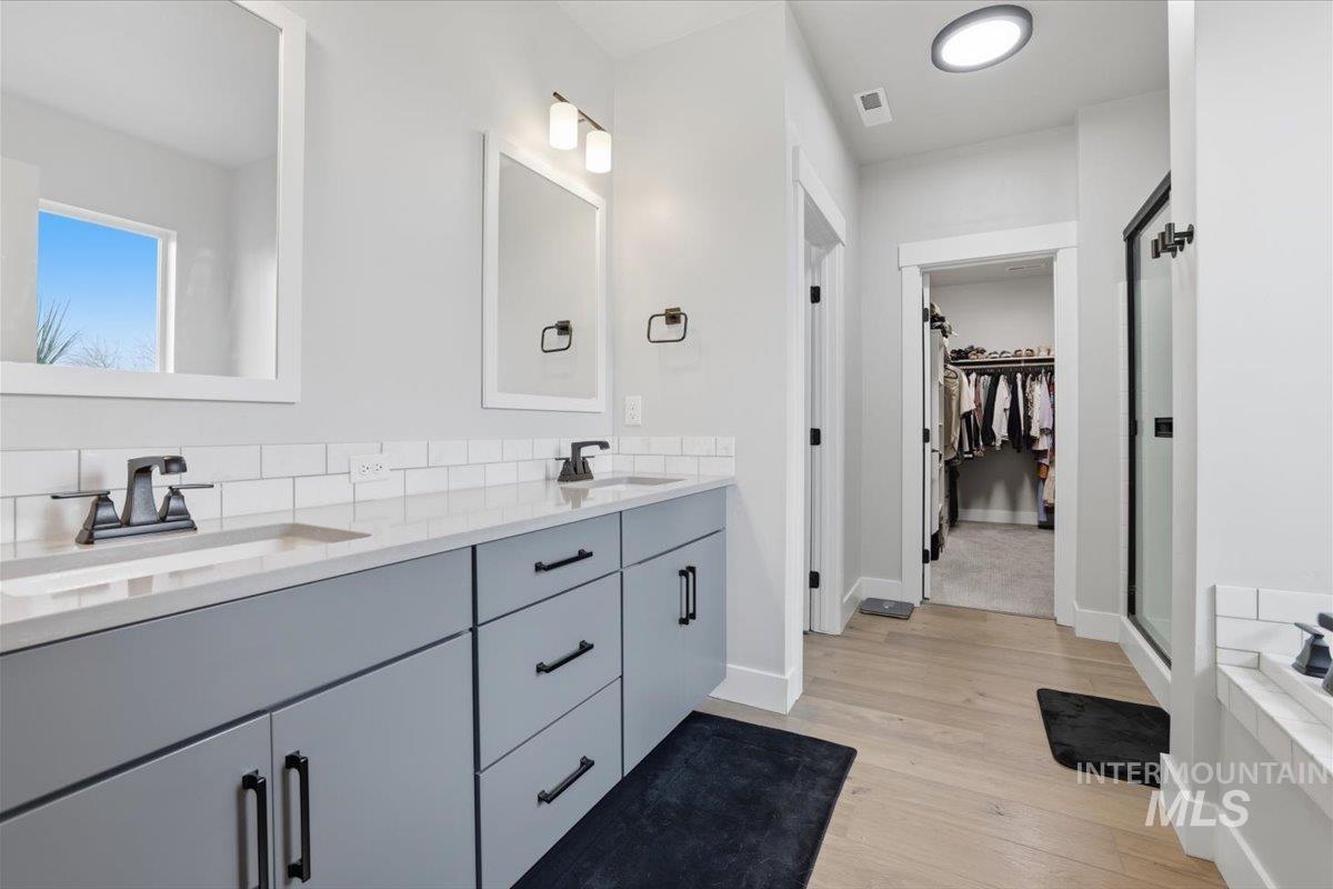 6937 S Sunfish Way, Boise, Idaho 83709, 4 Bedrooms, 2.5 Bathrooms, Residential For Sale, Price $599,900, 98976063