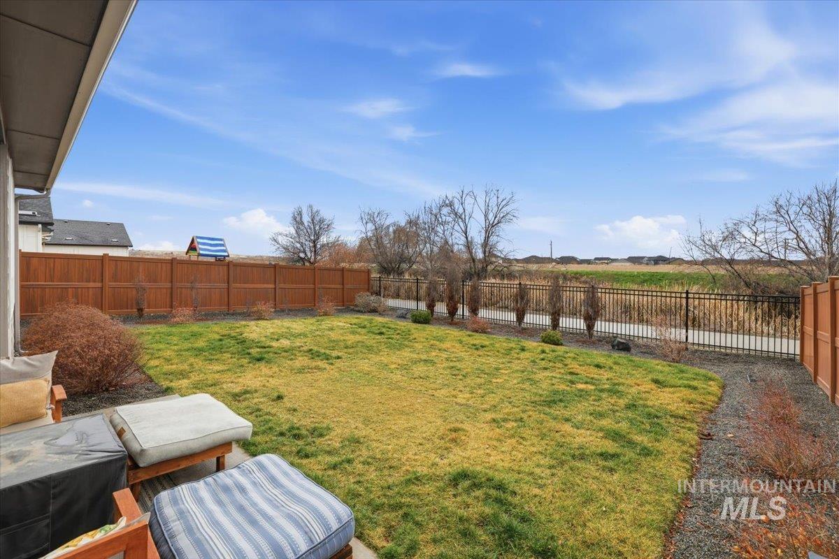 6937 S Sunfish Way, Boise, Idaho 83709, 4 Bedrooms, 2.5 Bathrooms, Residential For Sale, Price $599,900, 98976063