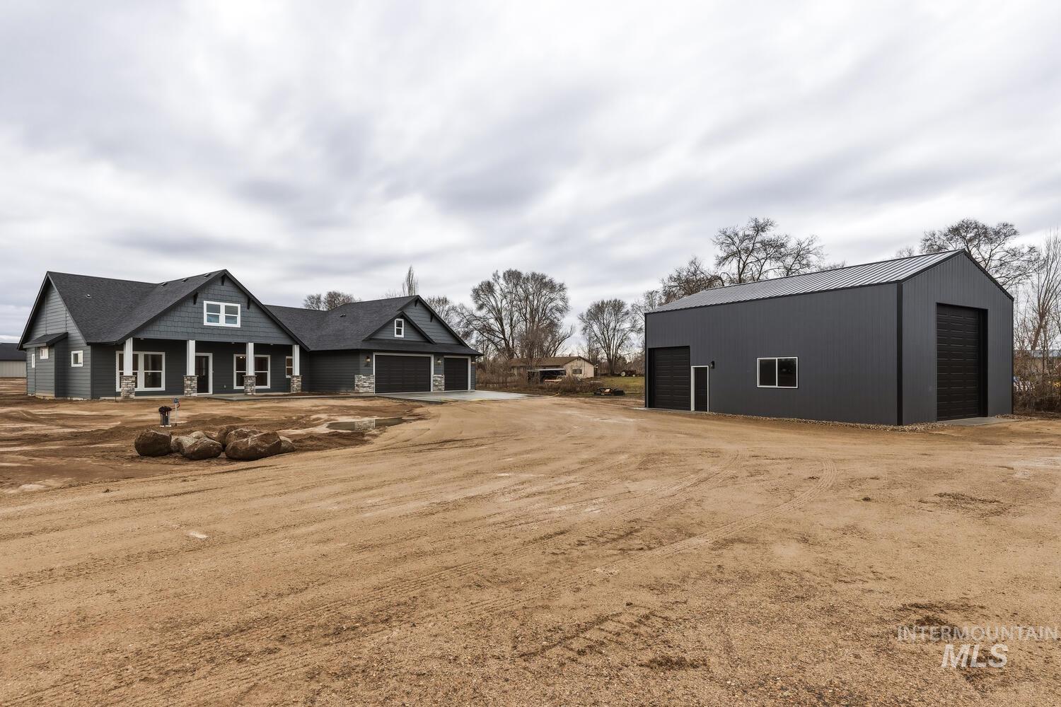 4653 E Idaho St, New Plymouth, Idaho 83655, 3 Bedrooms, 2 Bathrooms, Residential For Sale, Price $924,950, 98976064