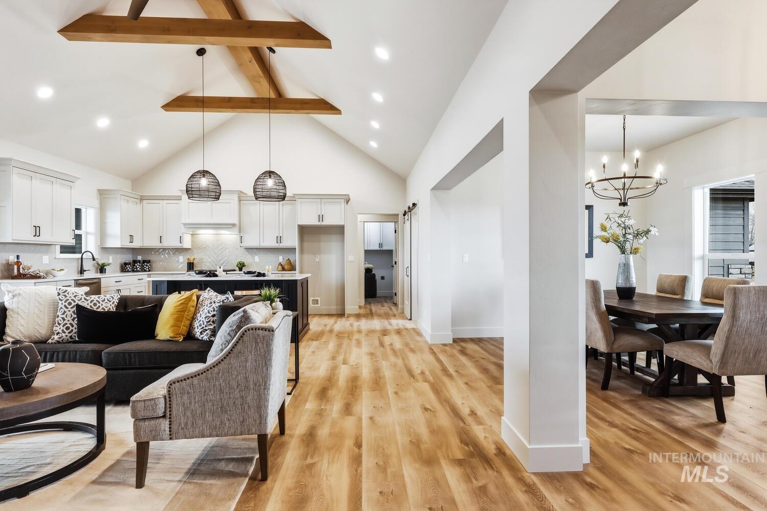 4653 E Idaho St, New Plymouth, Idaho 83655, 3 Bedrooms, 2 Bathrooms, Residential For Sale, Price $924,950, 98976064