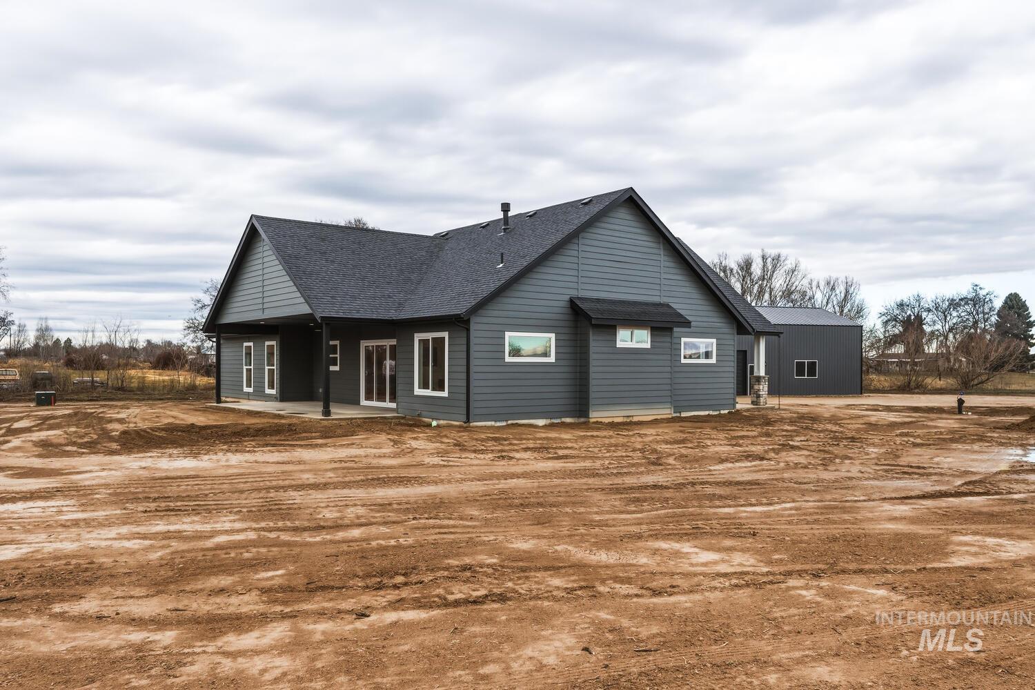 4653 E Idaho St, New Plymouth, Idaho 83655, 3 Bedrooms, 2 Bathrooms, Residential For Sale, Price $924,950, 98976064