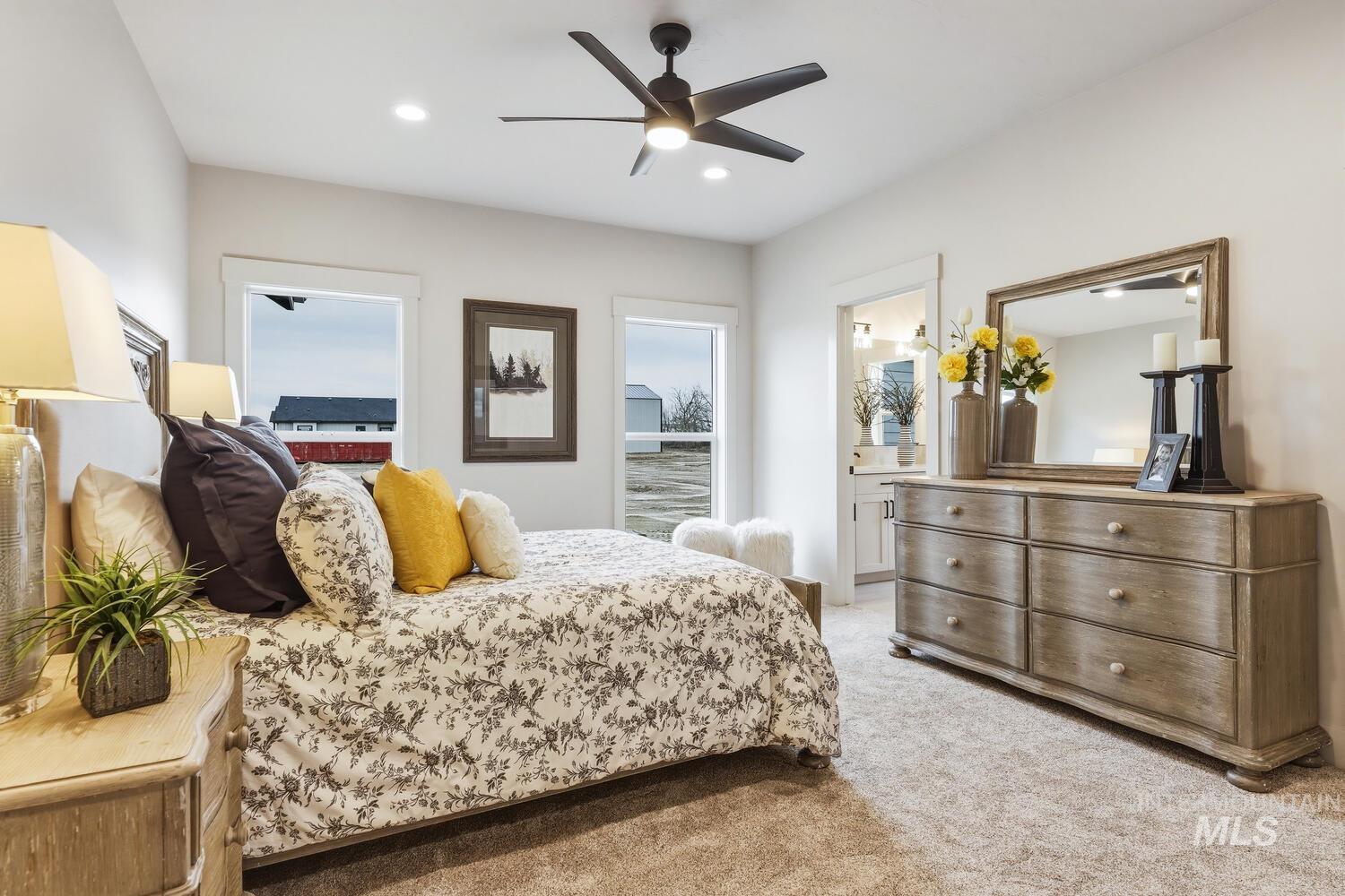 4653 E Idaho St, New Plymouth, Idaho 83655, 3 Bedrooms, 2 Bathrooms, Residential For Sale, Price $924,950, 98976064