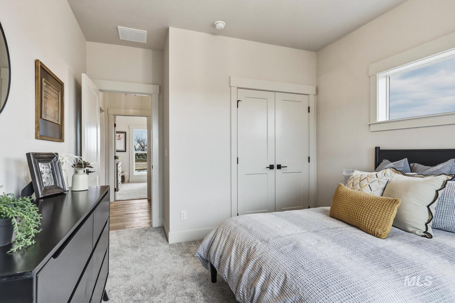 4653 E Idaho St, New Plymouth, Idaho 83655, 3 Bedrooms, 2 Bathrooms, Residential For Sale, Price $924,950, 98976064