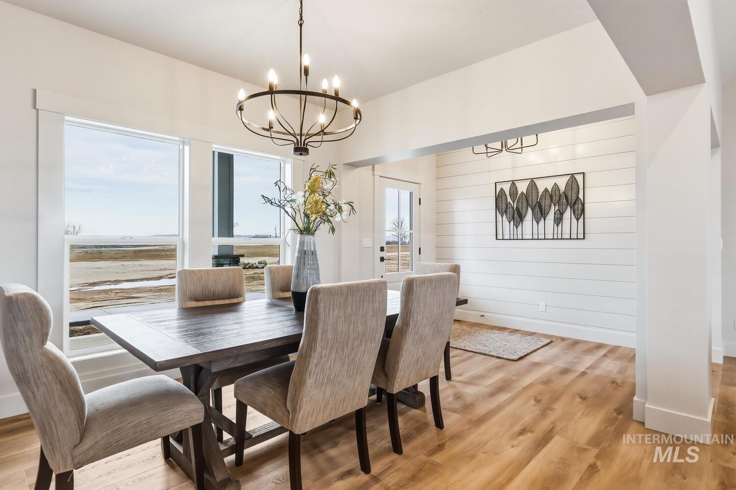 4653 E Idaho St, New Plymouth, Idaho 83655, 3 Bedrooms, 2 Bathrooms, Residential For Sale, Price $924,950, 98976064