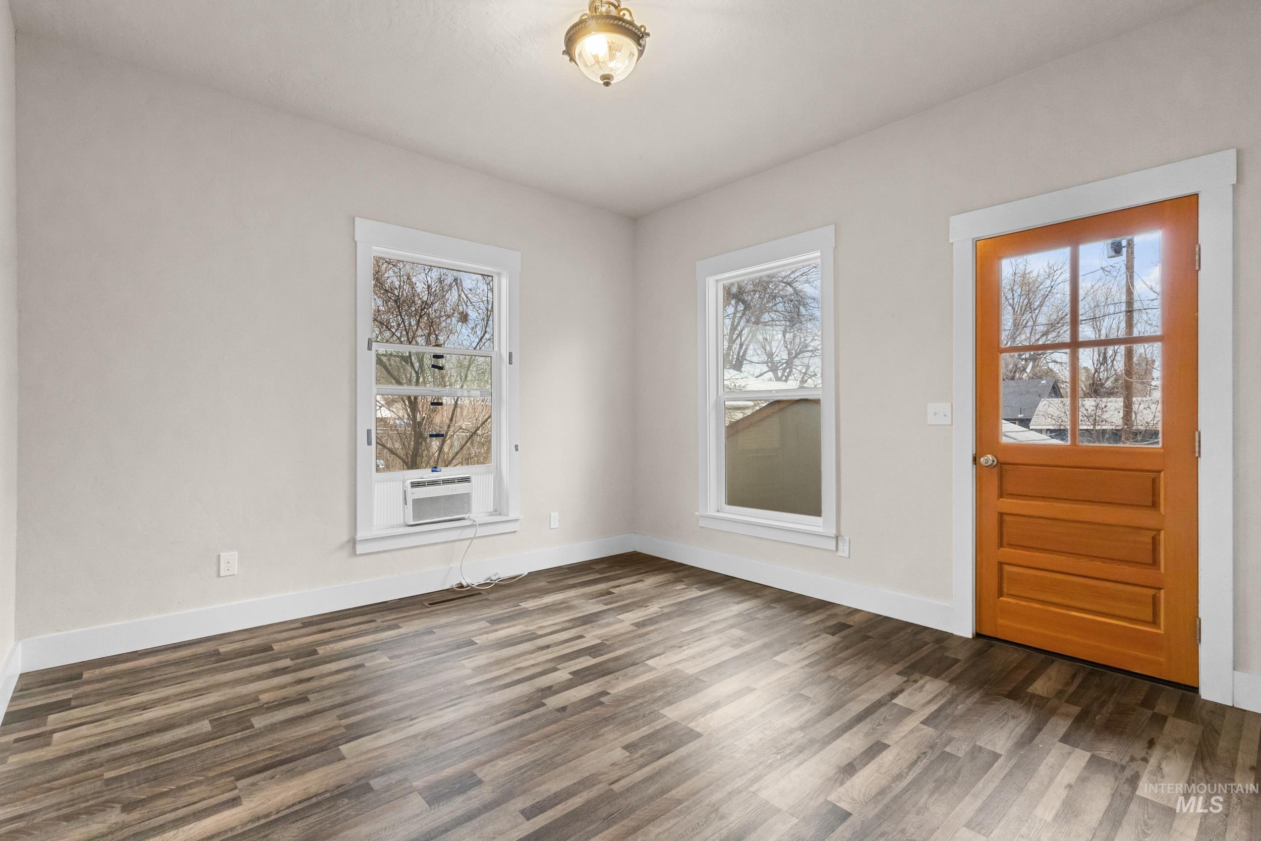 504 N 9th St, Payette, Idaho 83661, 3 Bedrooms, 1 Bathroom, Residential For Sale, Price $249,999, 98976065