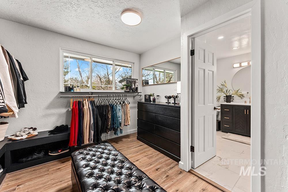 4302 W Meriwether Dr, Boise, Idaho 83705, 4 Bedrooms, 2 Bathrooms, Residential For Sale, Price $549,900, 98976066