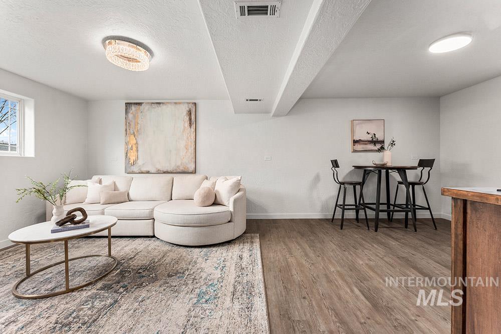 4302 W Meriwether Dr, Boise, Idaho 83705, 4 Bedrooms, 2 Bathrooms, Residential For Sale, Price $549,900, 98976066