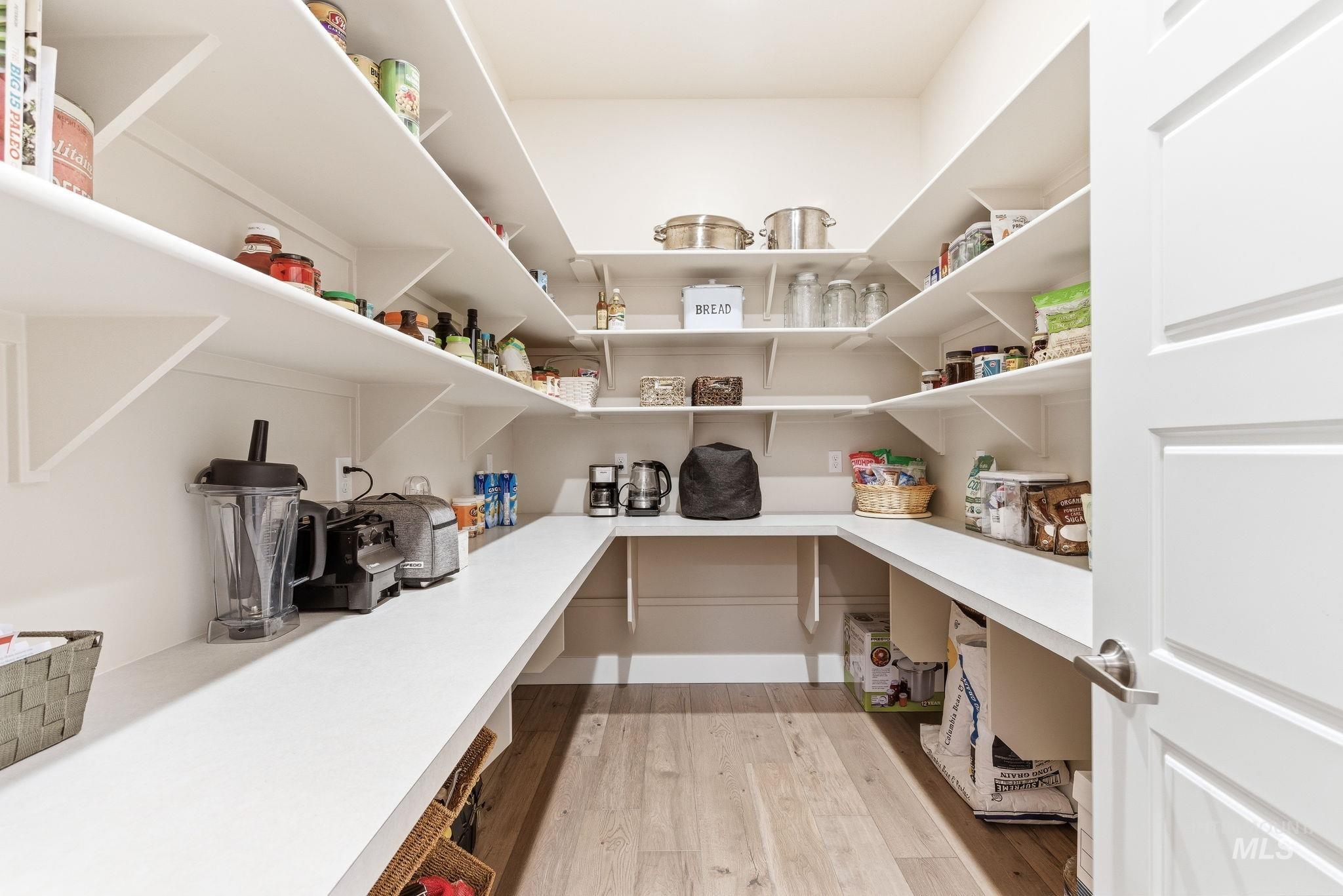 3890 Birch Lane, Emmett, Idaho 83617, 3 Bedrooms, 3 Bathrooms, Residential For Sale, Price $1,899,000,MLS 98976068