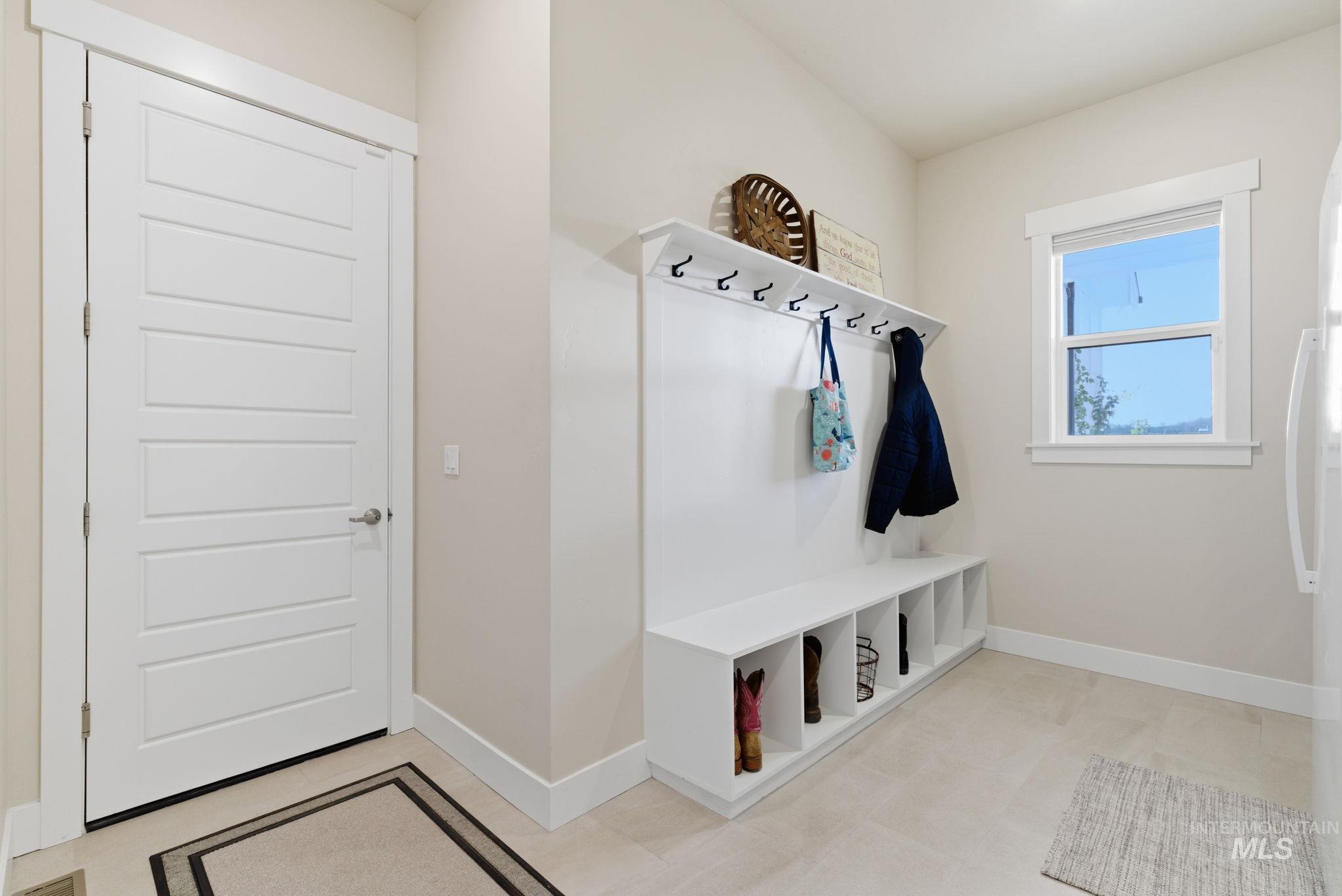 3890 Birch Lane, Emmett, Idaho 83617, 3 Bedrooms, 3 Bathrooms, Residential For Sale, Price $1,899,000,MLS 98976068