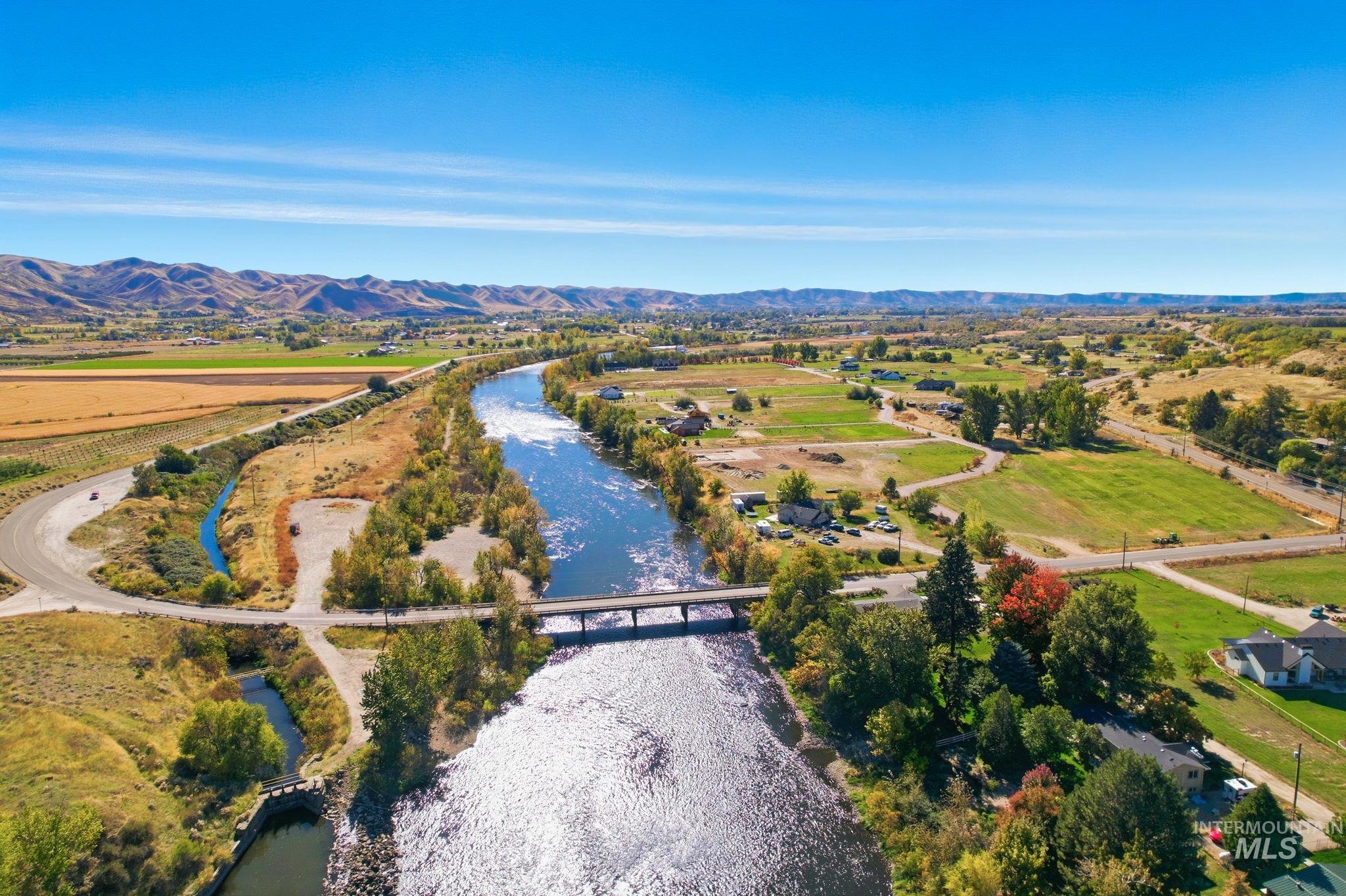 3890 Birch Lane, Emmett, Idaho 83617, 3 Bedrooms, 3 Bathrooms, Residential For Sale, Price $1,899,000,MLS 98976068