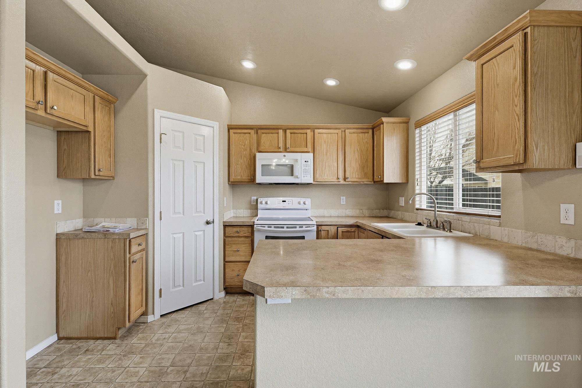 236 E Wythburn St, Kuna, Idaho 83634, 4 Bedrooms, 2.5 Bathrooms, Residential For Sale, Price $450,000, 98976069