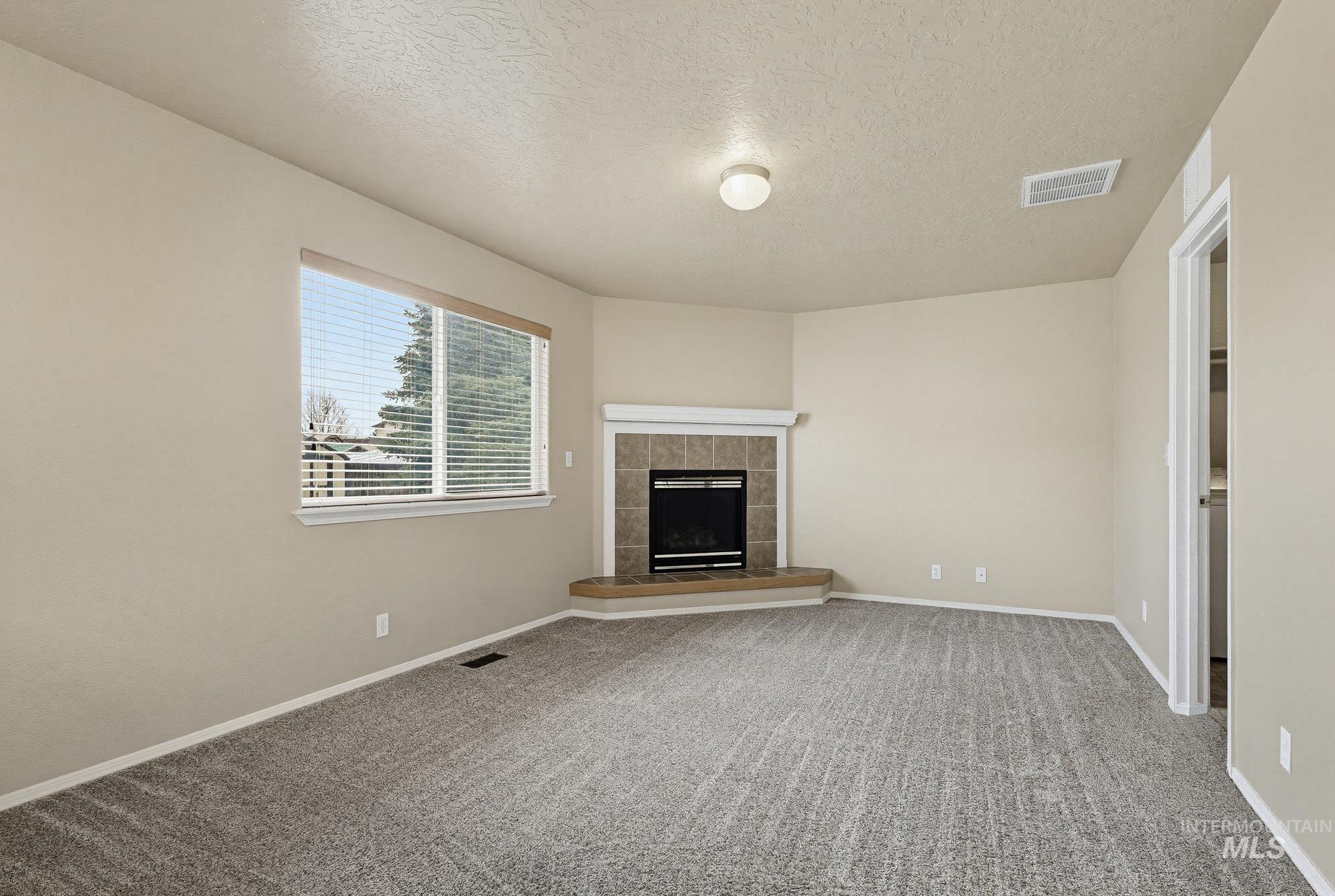 236 E Wythburn St, Kuna, Idaho 83634, 4 Bedrooms, 2.5 Bathrooms, Residential For Sale, Price $450,000, 98976069