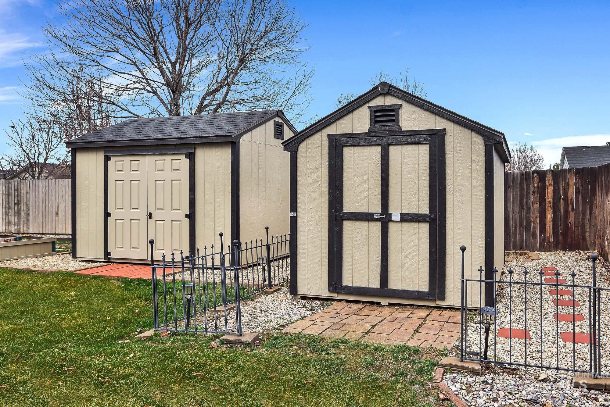 236 E Wythburn St, Kuna, Idaho 83634, 4 Bedrooms, 2.5 Bathrooms, Residential For Sale, Price $450,000, 98976069