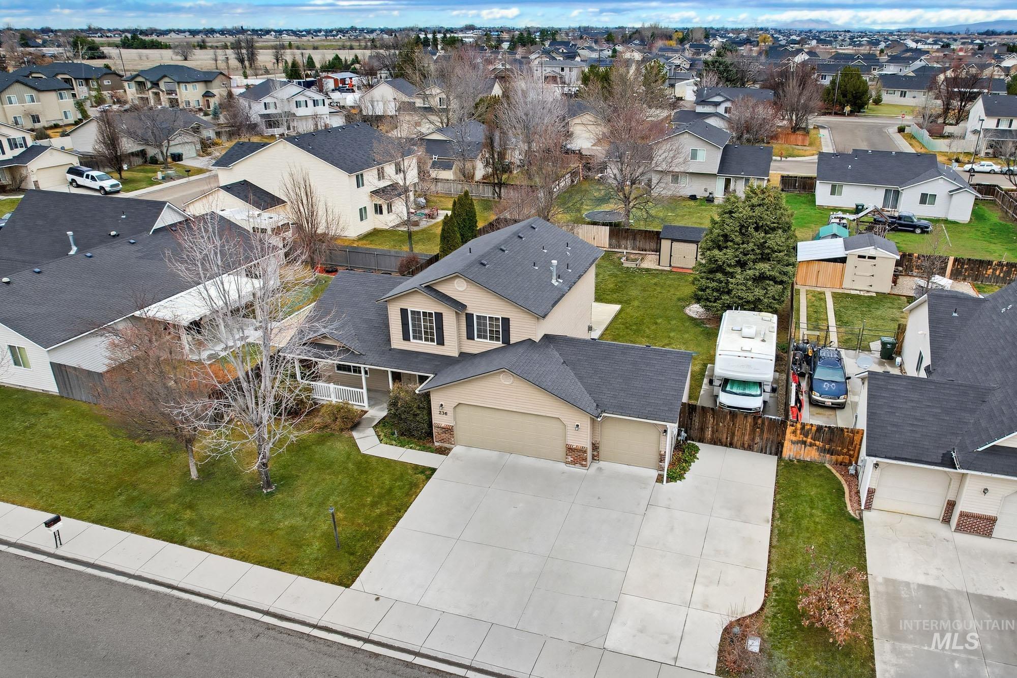 236 E Wythburn St, Kuna, Idaho 83634, 4 Bedrooms, 2.5 Bathrooms, Residential For Sale, Price $450,000, 98976069